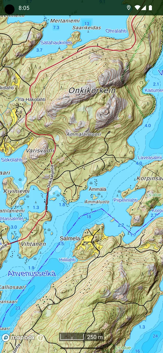 Rinnevarjostettu maastokartta puhelimen näytöllä